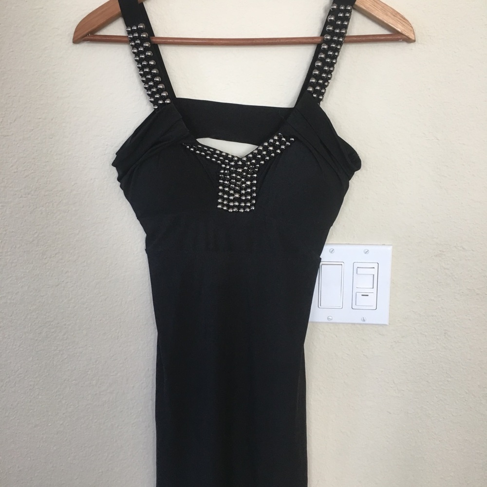 ❤️STUDDED LITTLE BLACK DRESS BODYCON BACK CUTOUT